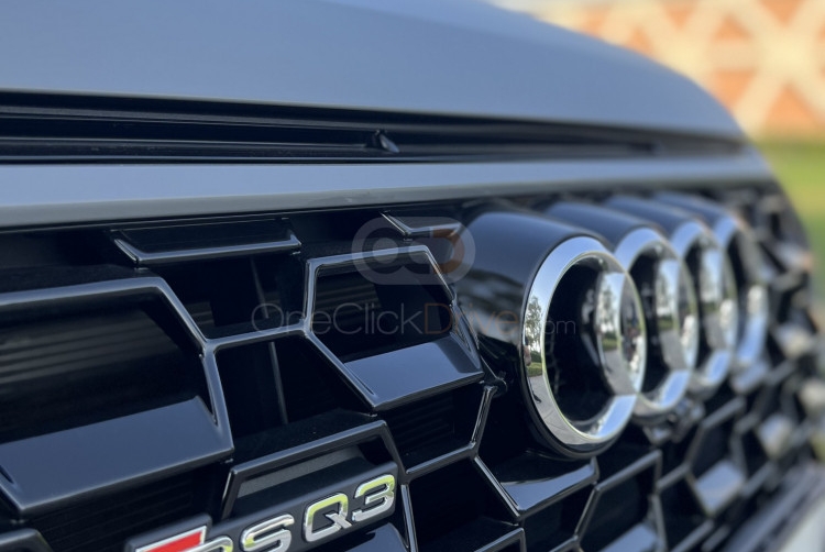 Grijs Audi RS Q3 2022