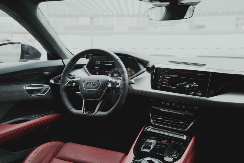 White Audi RS e-tron GT 2022