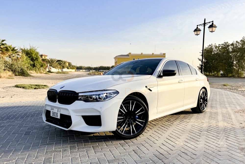 White BMW 530i 2020