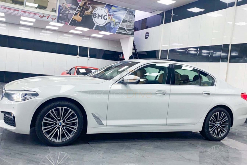 Bianco BMW 540i 2018