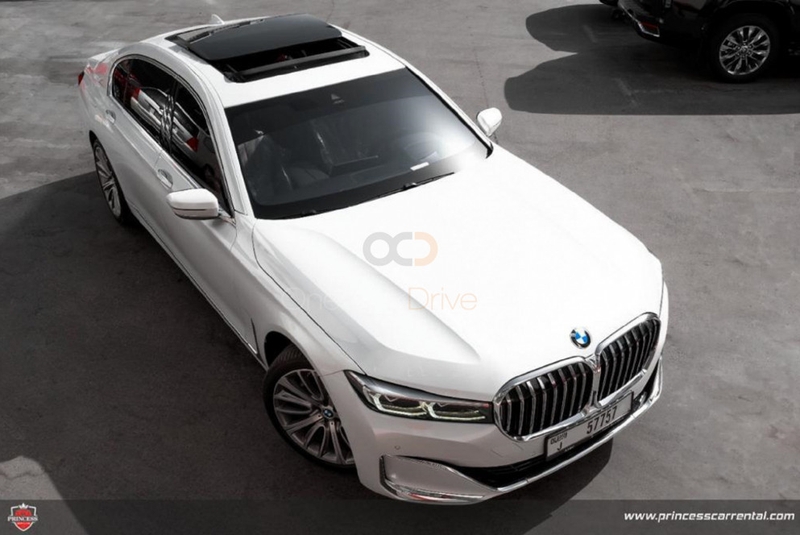White BMW 730Li 2022