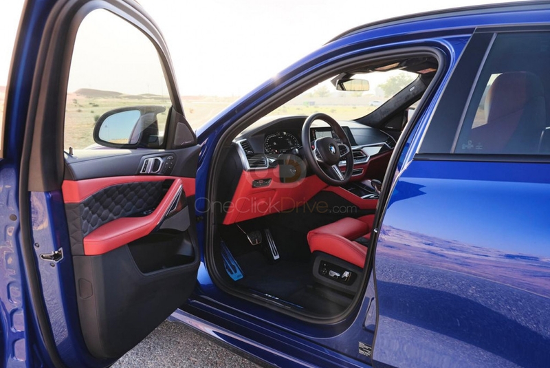 Azul BMW Competición X6 M 2022