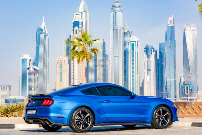 Blauw Ford Mustang EcoBoost Coupé V4 2018