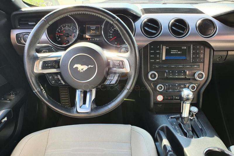 zwart Ford Mustang GT Coupé V8 2017