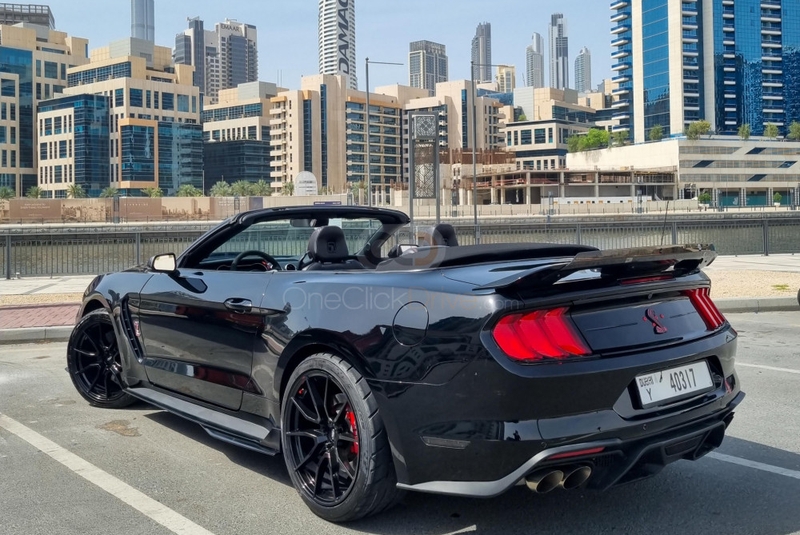 Black Ford Mustang Shelby GT500 Convertible V8 2022