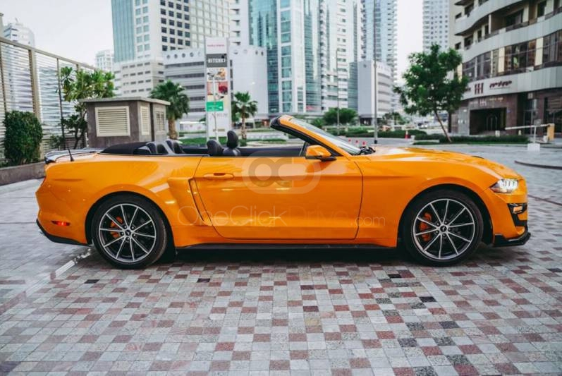 Orange Ford Mustang EcoBoost Convertible V4 2019