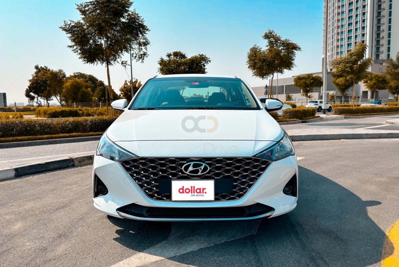 White Hyundai Accent 2022