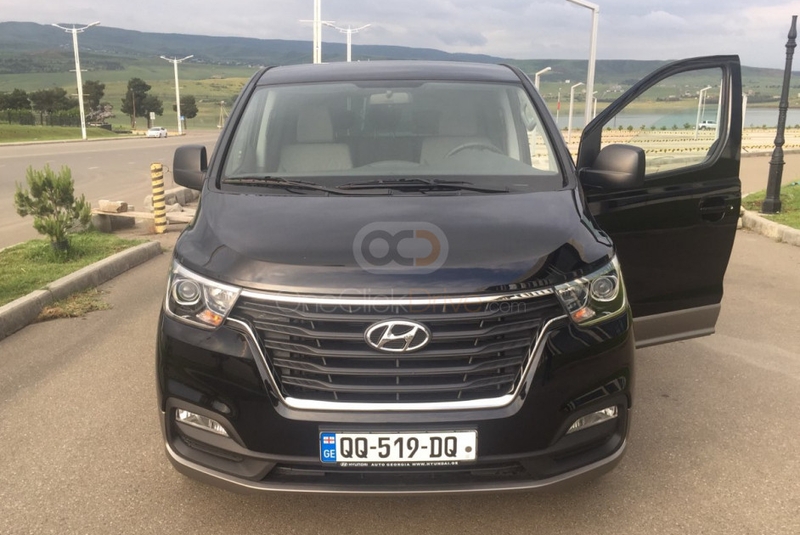 Black Hyundai H1 2019