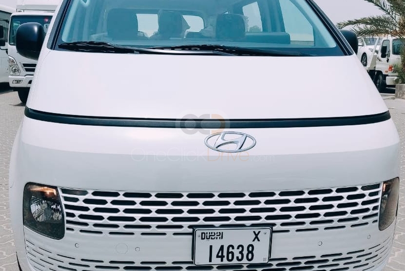 White Hyundai Staria 9S 2022