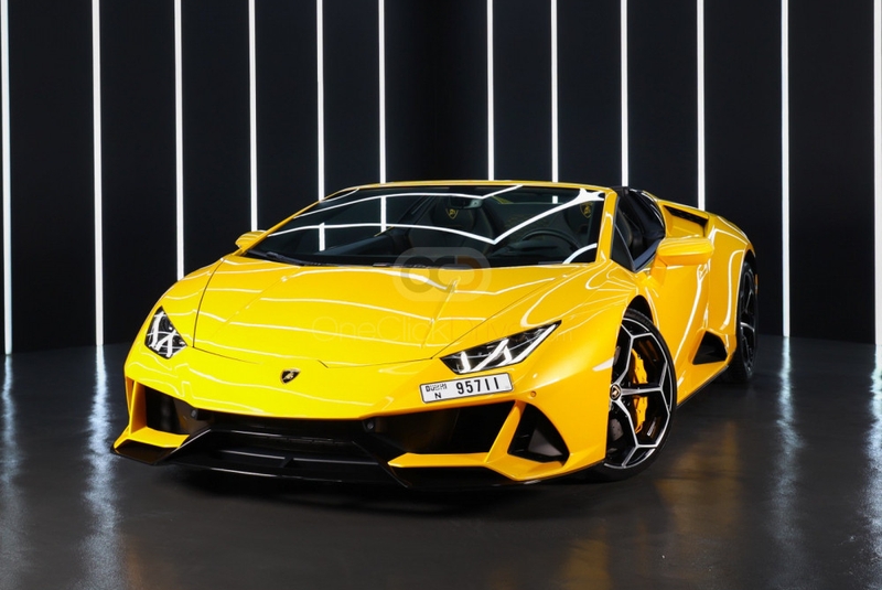 Yellow Lamborghini Huracan Evo Spyder 2022