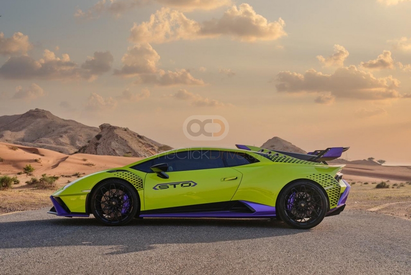 Vert clair Lamborghini Ouragan STO 2022