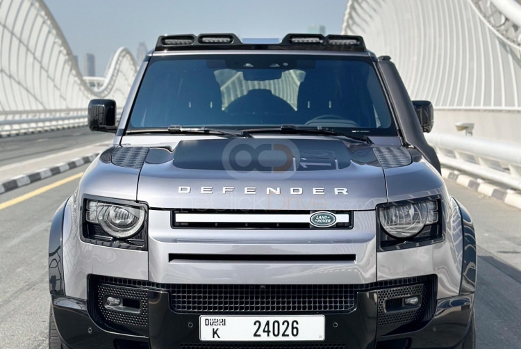 Gray Land Rover Defender V6 2021