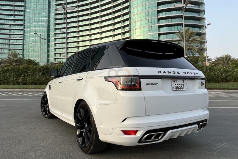 Bianco Land Rover Range Rover Sport HST 2021