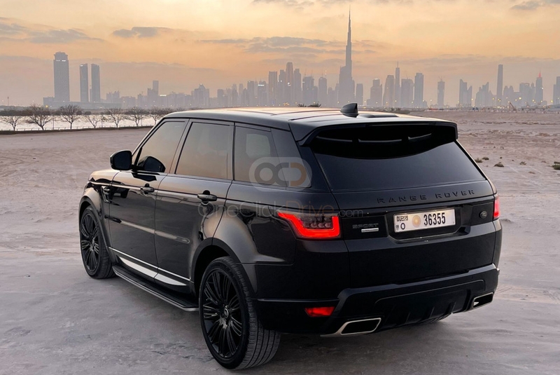 Negro Land Rover Range Rover Sport sobrealimentado V8 2019