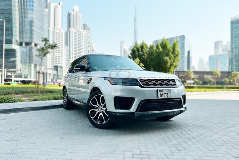 Silver Land Rover Range Rover Sport 2018