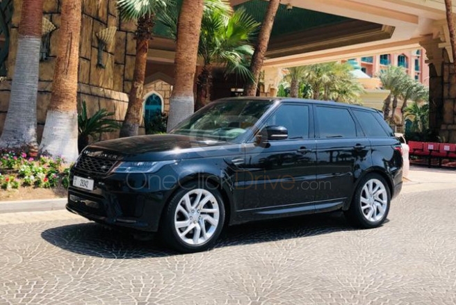 Black Land Rover Range Rover Sport 2020