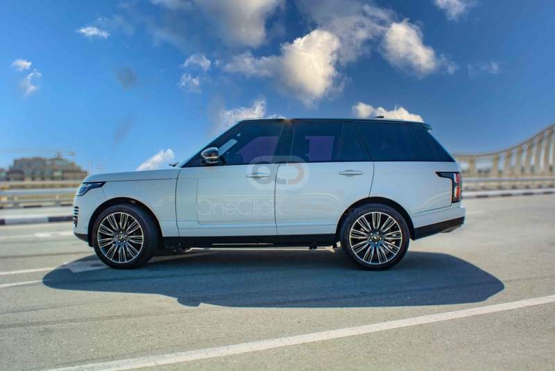 White Land Rover Range Rover Vogue Supercharged 2018