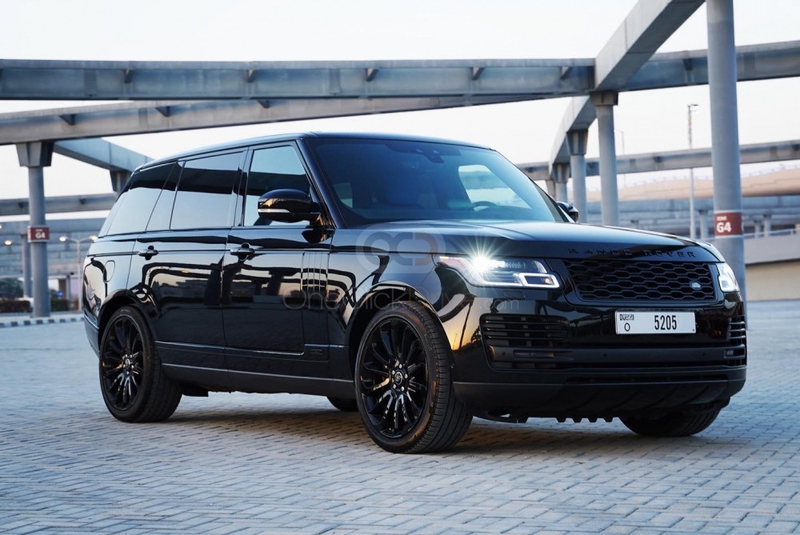 White Land Rover Range Rover Vogue Supercharged 2020