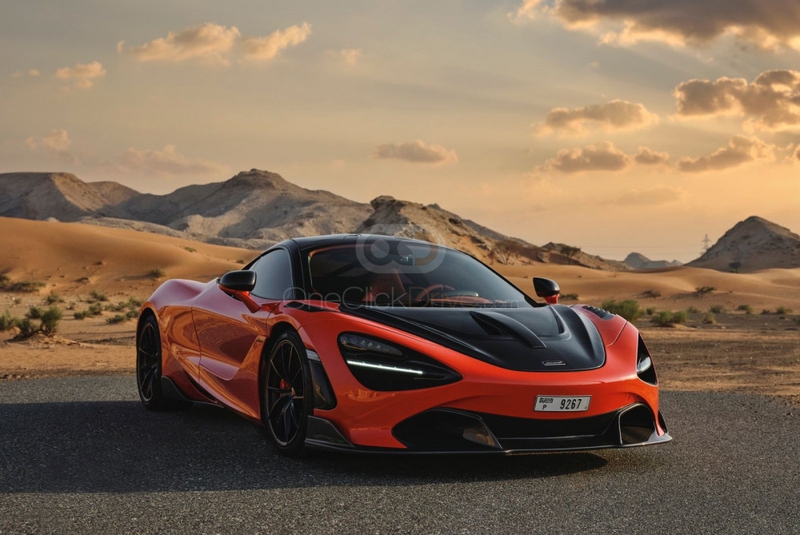 naranja McLaren 720S 2019