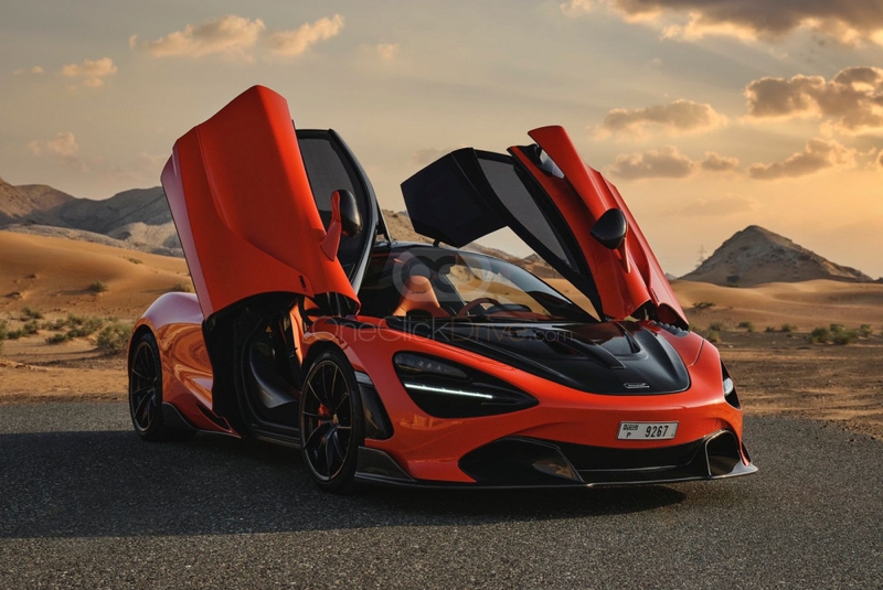 Orange McLaren 720S 2019