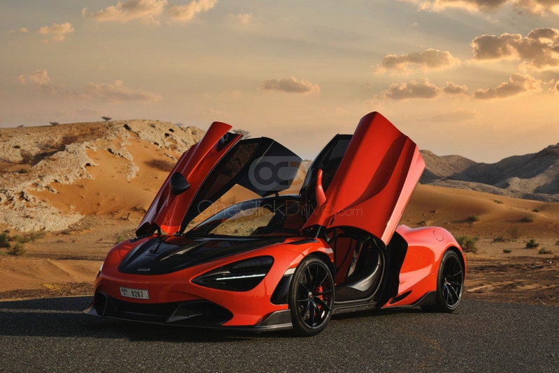 naranja McLaren 720S 2019