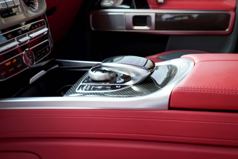rouge Mercedes Benz AMG G63 2021