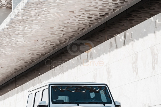 Blanco Mercedes Benz AMG G63 2019