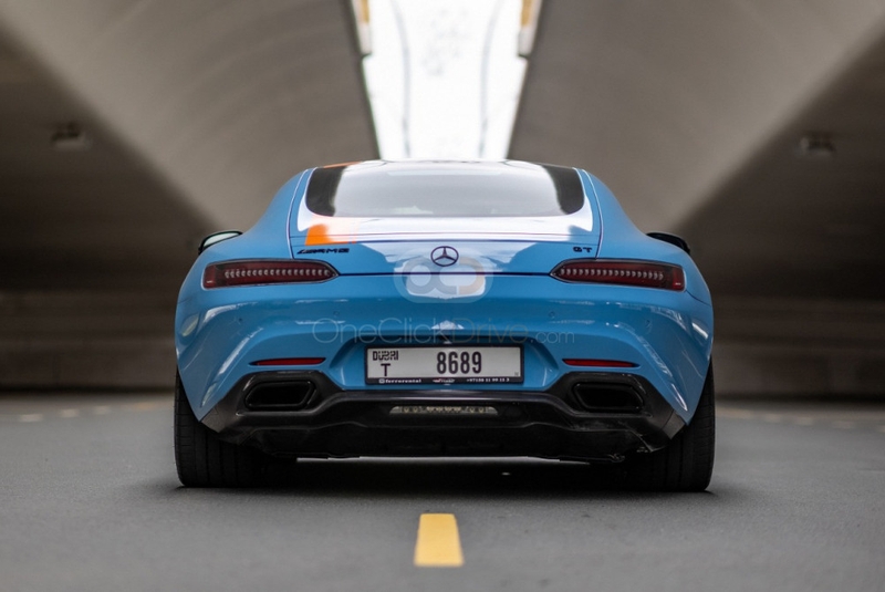 أزرق مرسيدس بنز إيه إم جي GT 2020