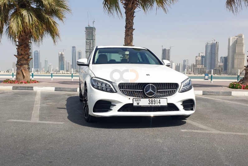 White Mercedes Benz C300 2019