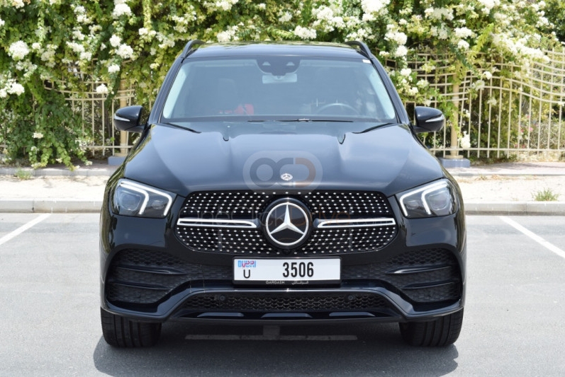 Black Mercedes Benz GLE 450 2020