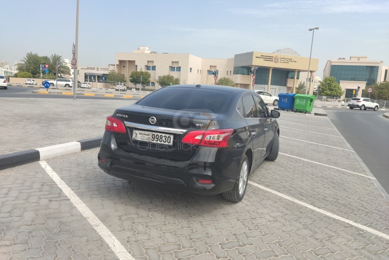 Siyah Nissan Sentra 2019
