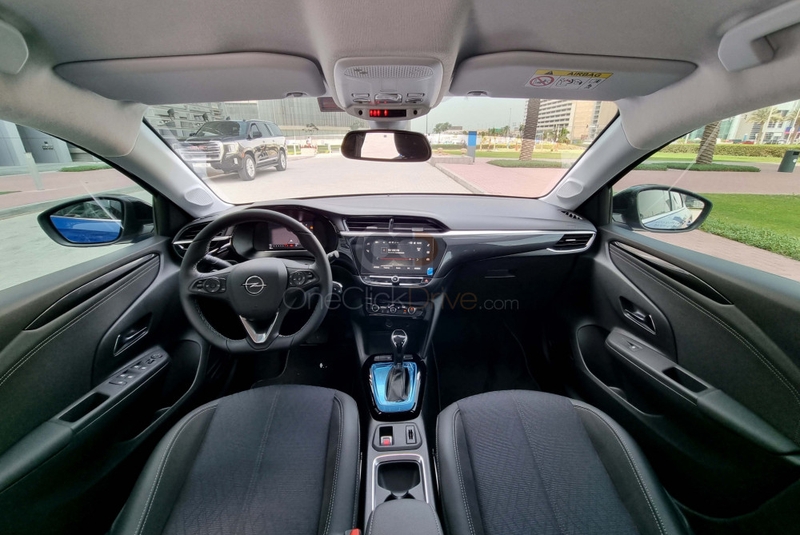 Blu Opel Corsa 2022
