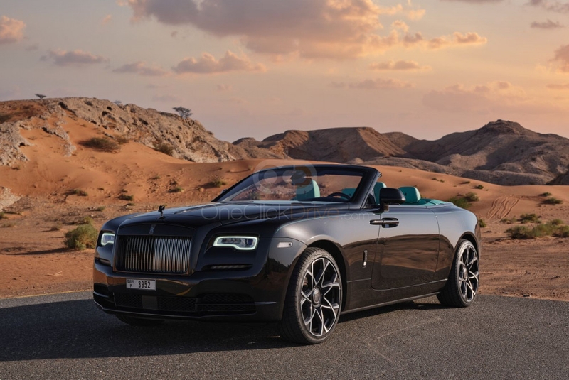 Siyah Rolls Royce şafak 2021