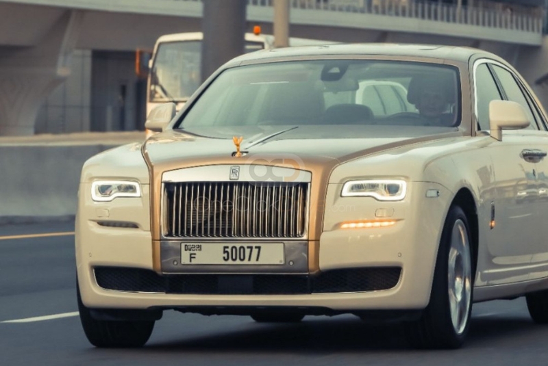 White Rolls Royce Ghost Series II 2015