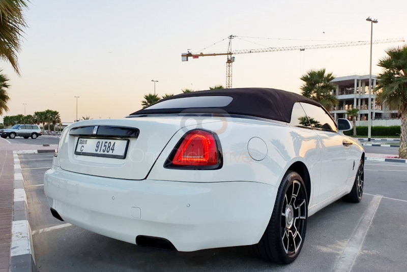 Blanco Rolls Royce Amanecer 2017