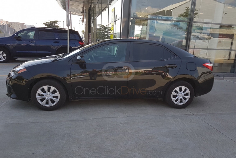 zwart Toyota Bloemkroon 2014
