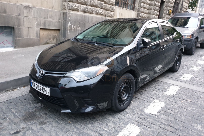 Noir Toyota Corolle 2014