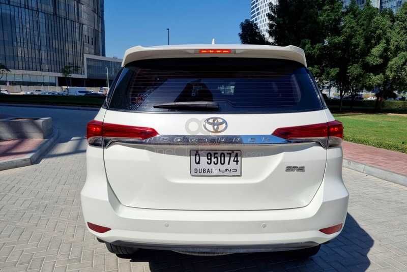 blanc Toyota Fortuner 2017