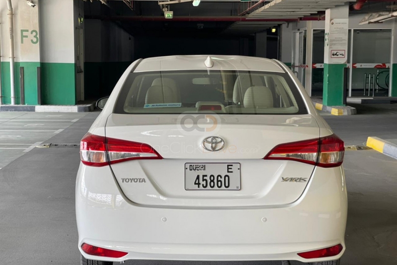 Off White Toyota Yaris Sedan 2022