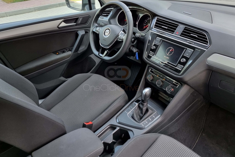 Silber Volkswagen Tiguan 2020