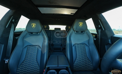 Jaune Lamborghini Urus 2019