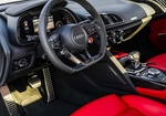 Gri Audi R8 kupası 2022
