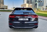 zwart Audi RS Q8 2020