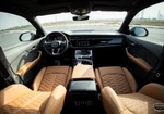 Grau Audi RS Q8 2022