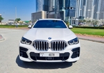blanc BMW X6 M40 2022