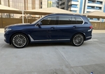 Blue BMW X7 2022