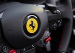 rouge Ferrari F8 Tributo Spider 2022