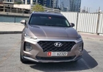 White Hyundai Santa Fe 2019