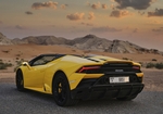 Sarı Lamborghini Huracan Evo Spyder 2021