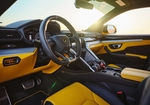 Gelb Lamborghini Urus 2020